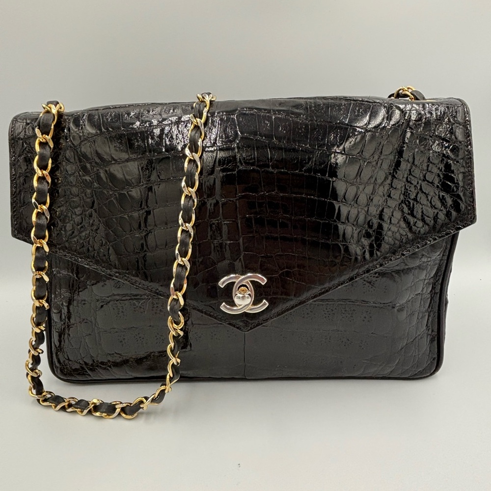 Authentic vintage Chanel Alligator Flap Bag